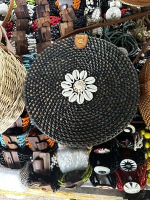 Seashells Purse from Costa Rica Black